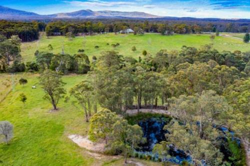 Cooranbong Apartment | 11B Cottage Cooranbong Rural Farm Creekside