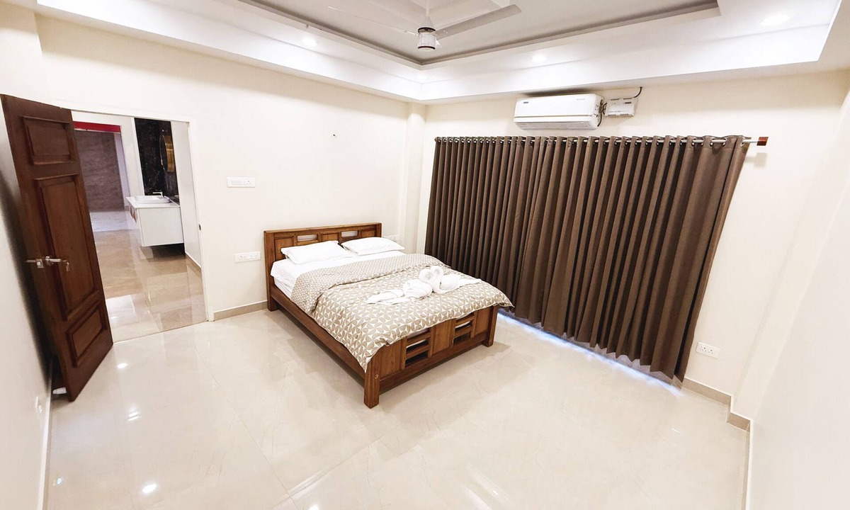 Todupulai Villa | 2-bedroom villa in charming Thodupuzha with cool AC