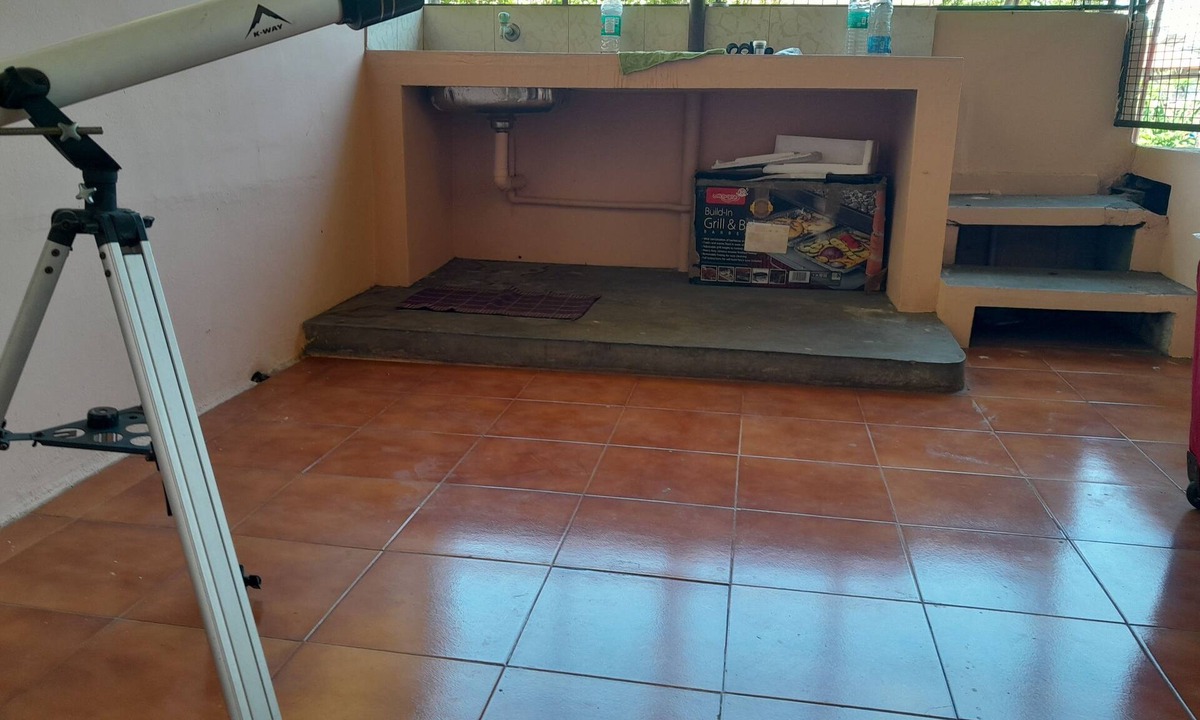 Edapalli House | 2BHK Residence - Prime Location in Kochi with WiFi, AC