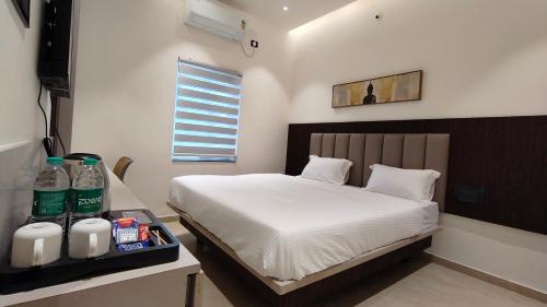 Ron Hotel | 7 Pearls