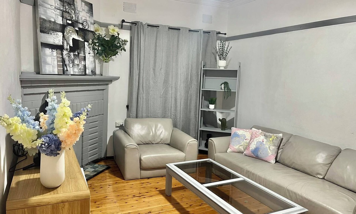 Bexley House | A Cosy Private Corner in the City