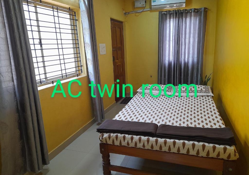 Hireguthi House | AADWIKA HOME STAY