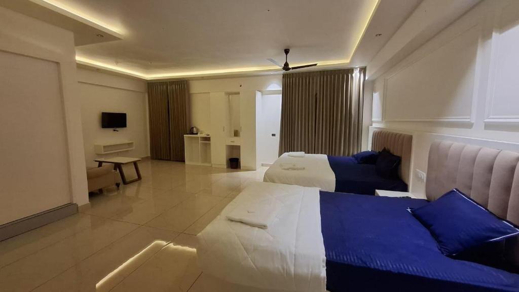 Kozhikode Hotel | Aagneyam Grand Resort
