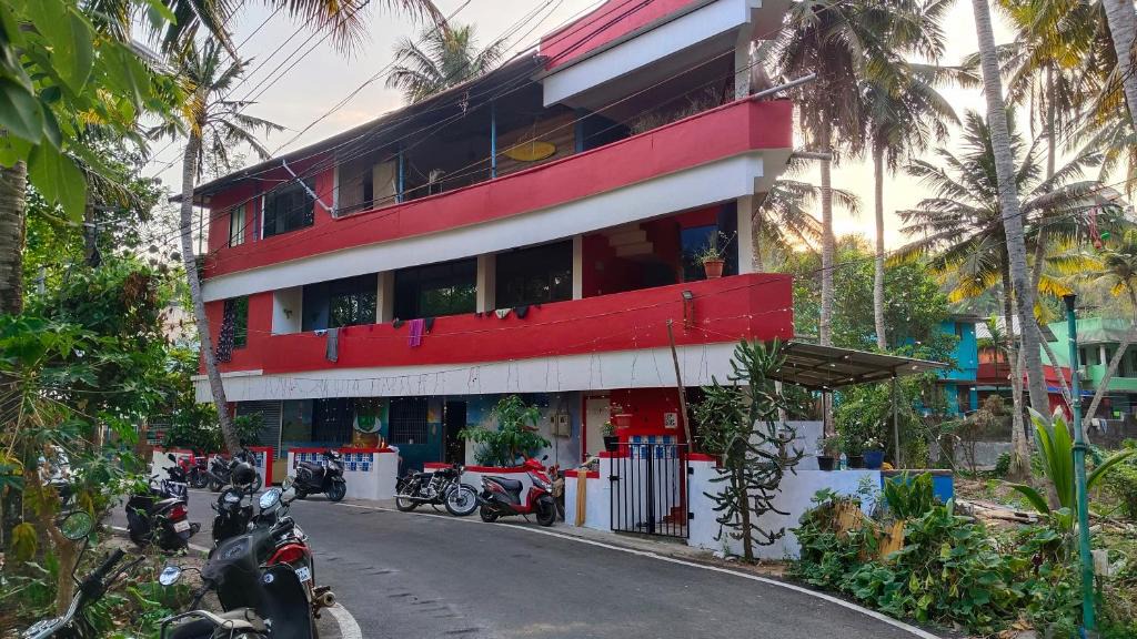 Kovalam House | Abhi's cafe avaduthura kovalam