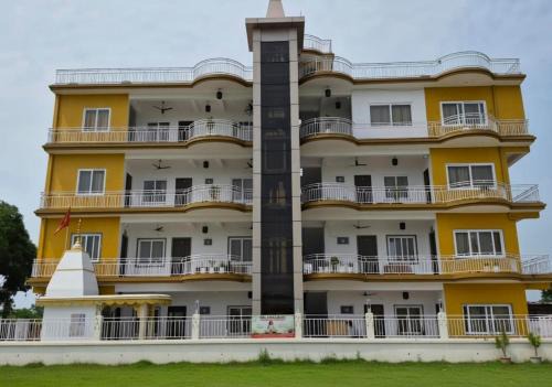 Mayapur Hotel | Adi Wellness