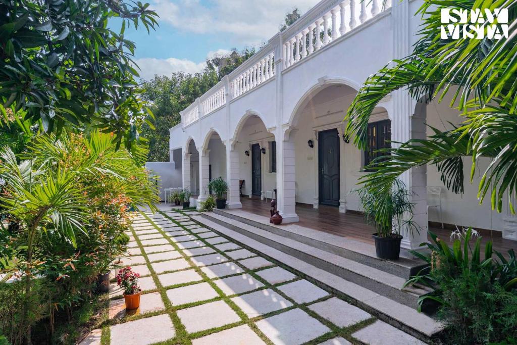Paiyanur Villa | Agam Villa with Pool at Mahabalipuram by StayVista