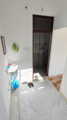 Jhusi House | Ajay homestay &PG