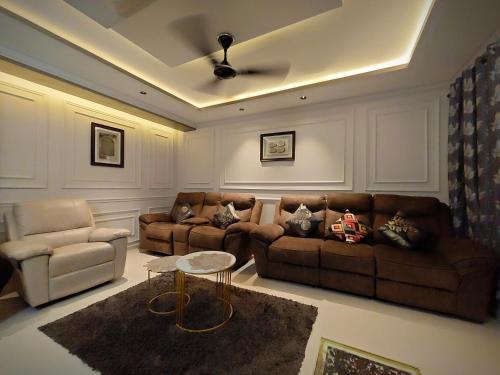 Bhatkal Apartment | AL-MANAL 203 Grand luxe 3BHK Suite