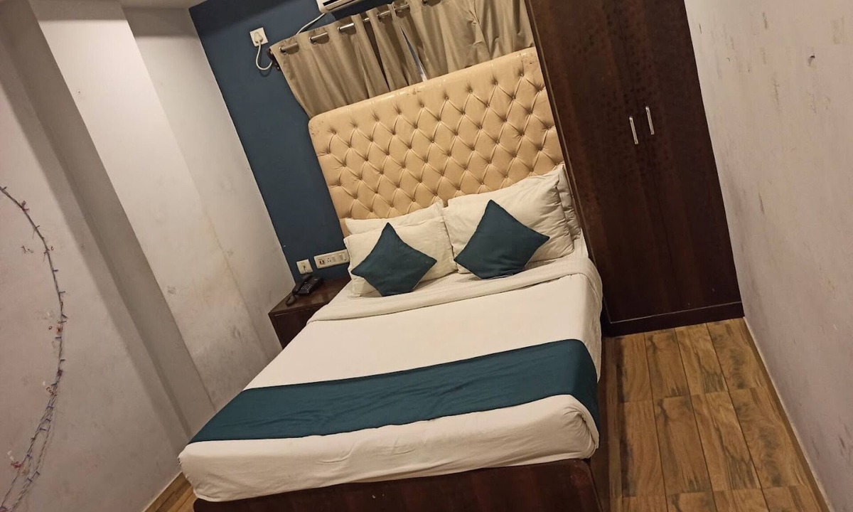 Kharagpur Hotel | Alankar Lodge