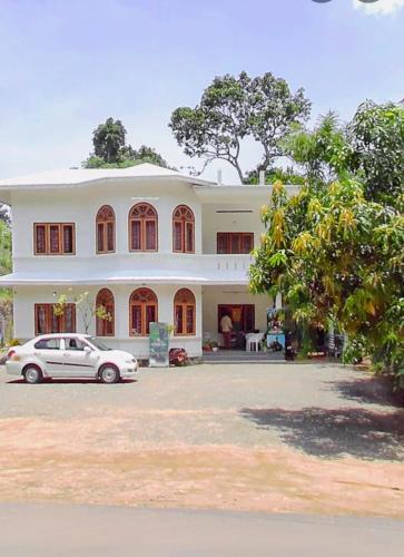 Devikolam House | Alhind Residency , Valara, Munnar