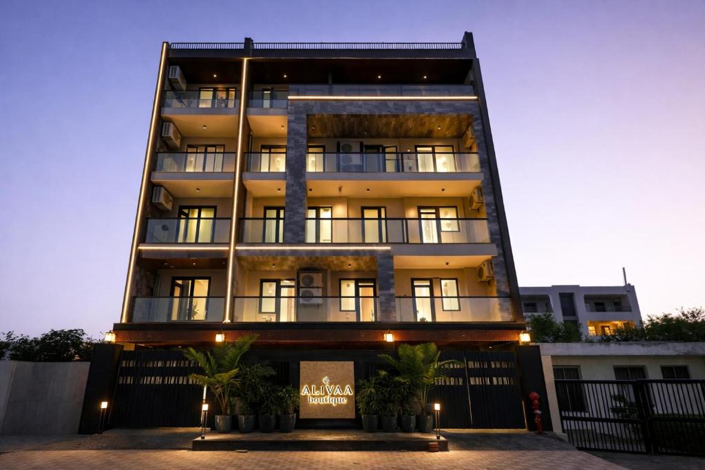 DLF Phase 3 Hotel | ALIVAA boutique, DLF Cyber City, Gurugram