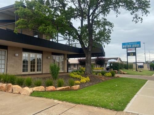 Dubbo Hotel | All Seasons Motor Lodge