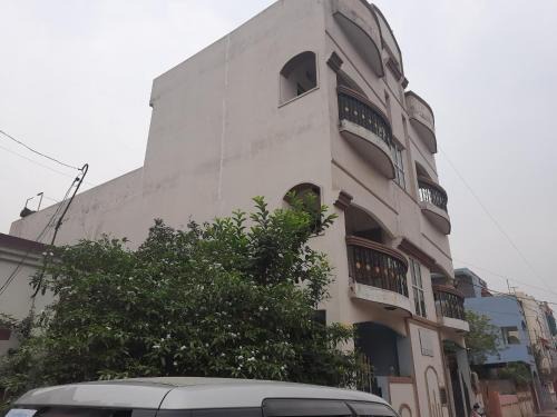 Raipur House | Alok's Home Stay- Beautiful AC Room, Best Location at Pachpedinaka Raipur