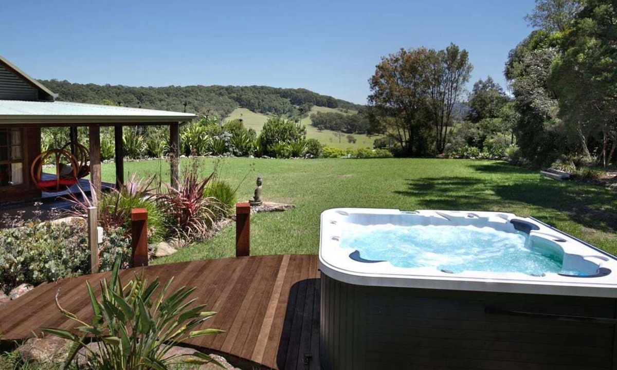 Far Meadow House | Amaroo House - Glorious Views
