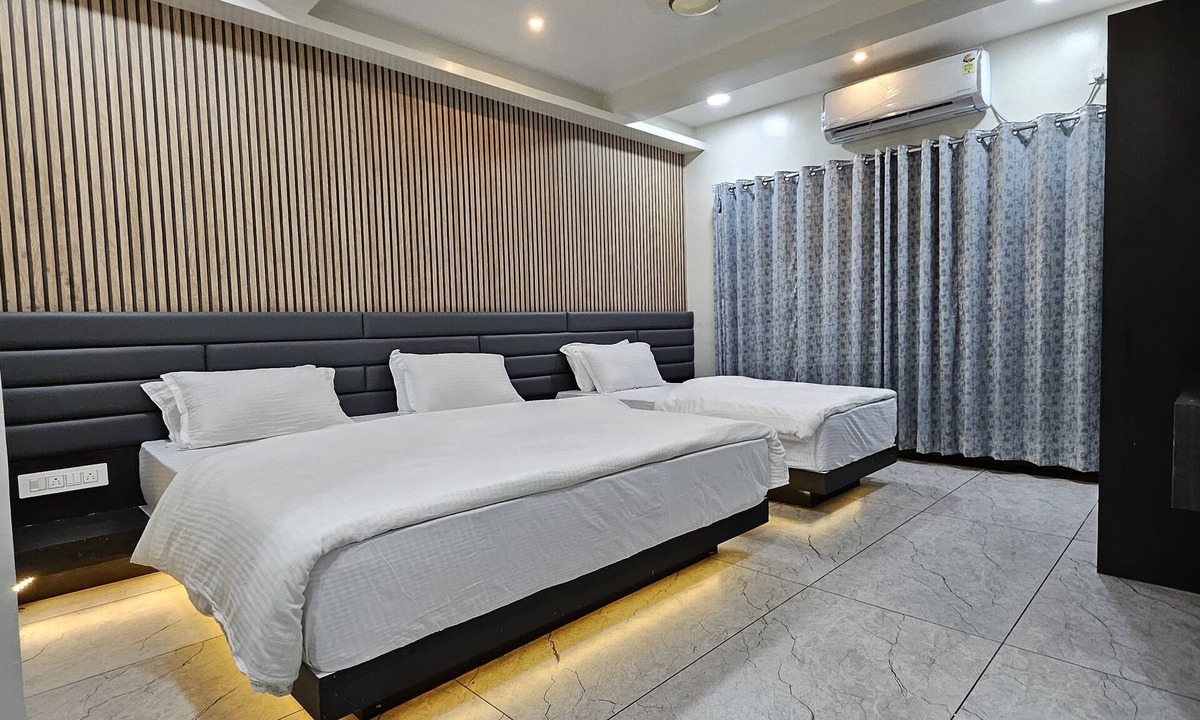 Tuljapur Hotel | Annapurna Executive