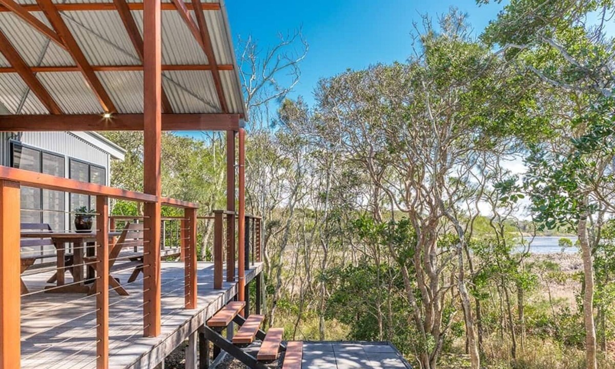 Suffolk Park House | Arbour Lakeview Cottage