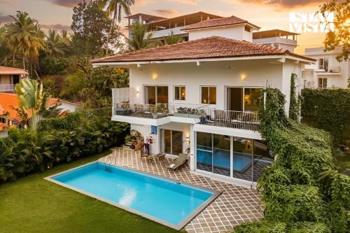 Mandrem Villa | Aroha Palms Serenity with Private Pool, Wi-Fi