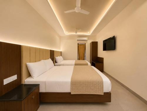Udumalaipettai Hotel | Arthana Grand Inn