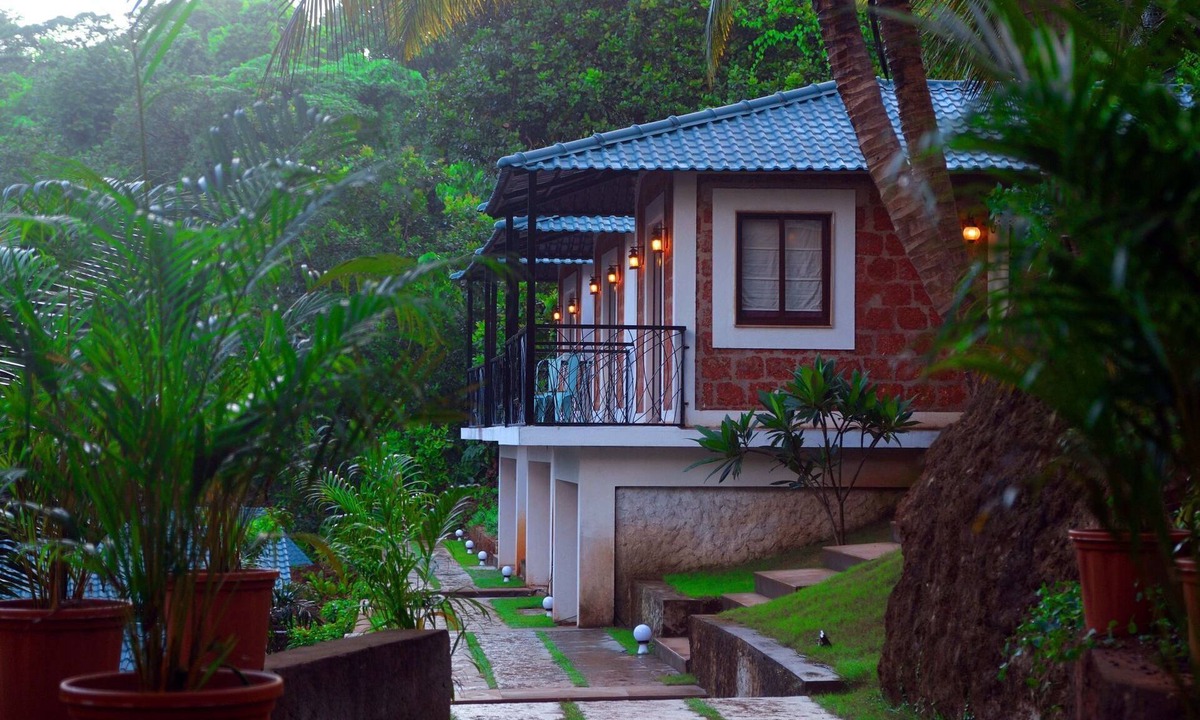 Agonda Hotel | Atmani Waterfront Resort