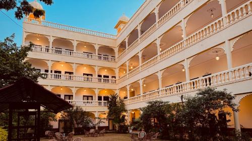 Udaipur Hotel | Atulya Niwas - Aravali views