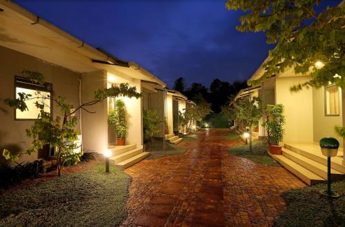 Kochi Hotel | B Town Resort Near Infopark Kakkanad