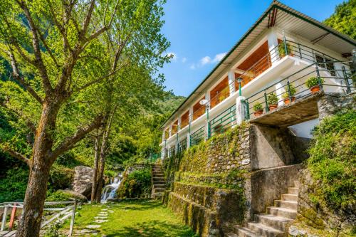 Chakrata Hotel | Babutaal Resort