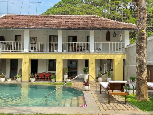 Fort Kochi Villa | Baron's Antiquarian Villa