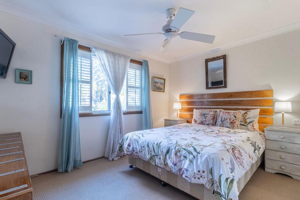 Berrara House | Beach and Bush Getaway