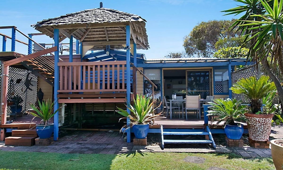 Lennox Head House | Beach House - Authentic Lennox Beachfront Shack