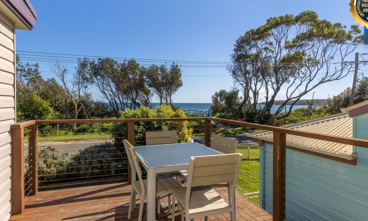 Currarong House | Beachhouse Currarong - Pet Friendly Beachfront
