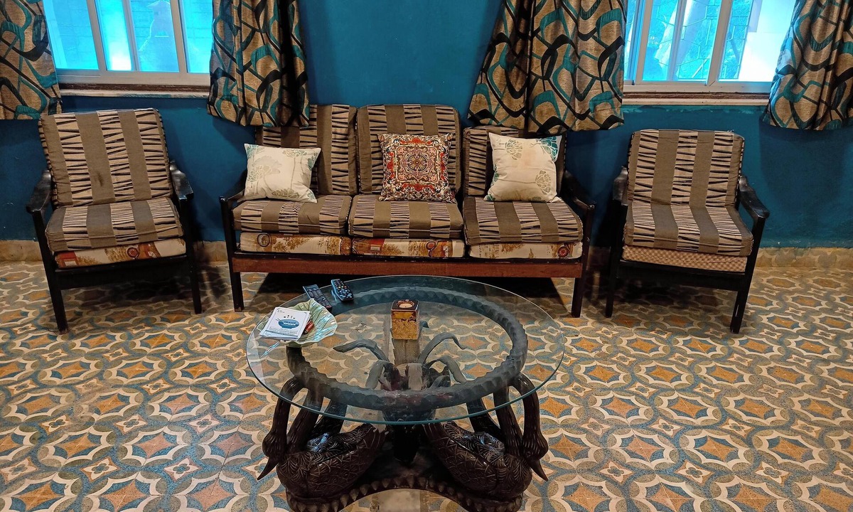 Lonavala House | Beautiful colonial Rowhouse with 2000 sqft Pvt garden, Lonavala