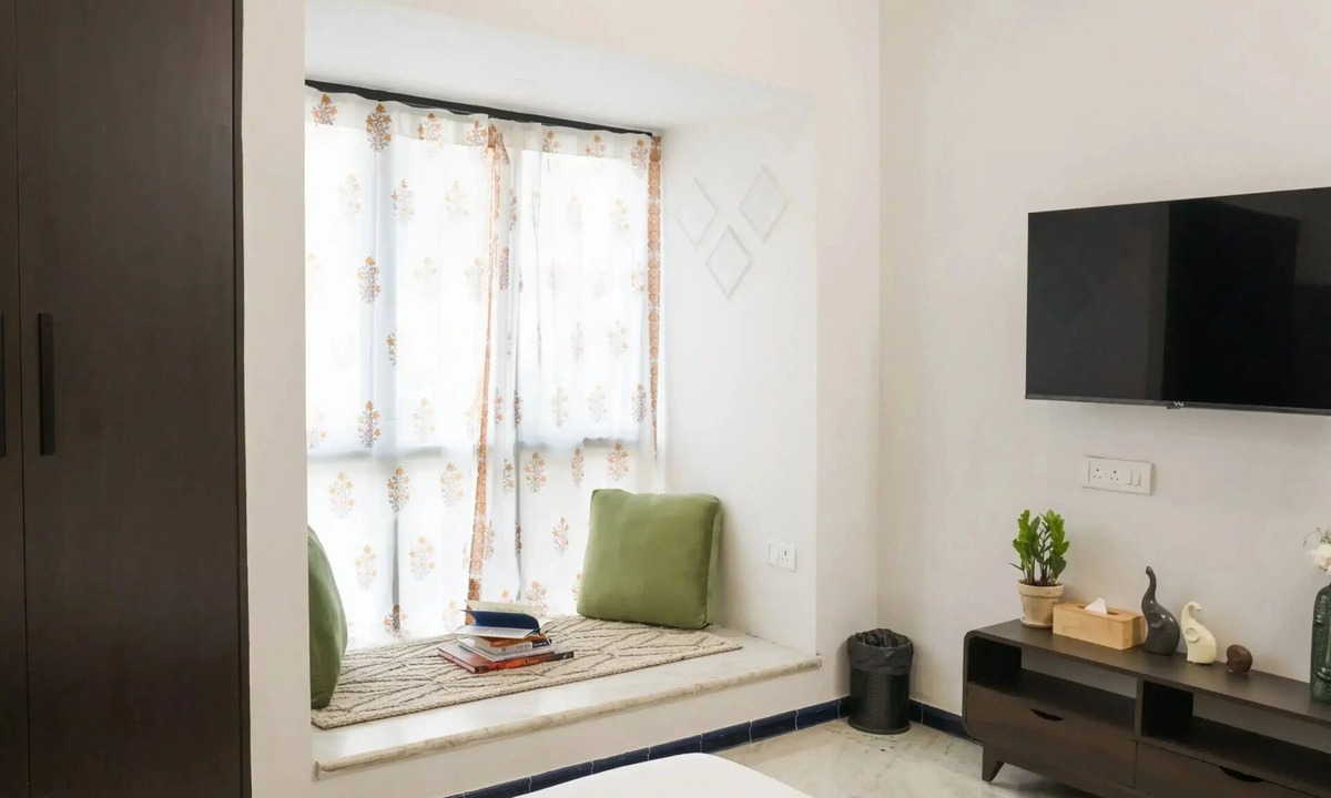 South City I Apartment | Bedchambers Suite Near Sector 29