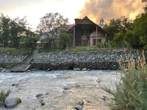 Srechan Cabin | Birdsong Pahalgam 6BR Stay with Riverside