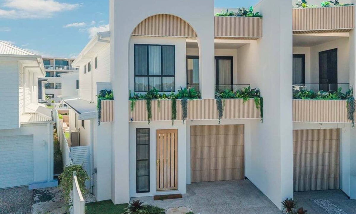 Casuarina House | Black Wattle Beach House