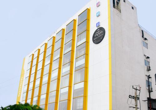 Gachibowli Hotel | Bloom Hotel - Gachibowli