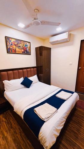 Andheri West Hotel | Blue Wellingten