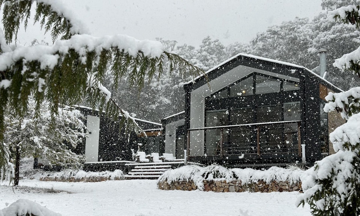 Yaouk House | Boutique Snowy Mountains Getaway - Relax | Reconnect | Recharge