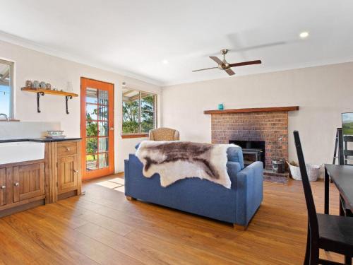 Central Tilba House | Braeside Cabin Four Ziera