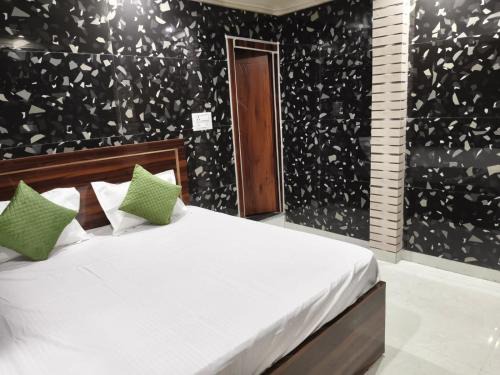 Khattalwada Hotel | Braj Darshan Bhawan