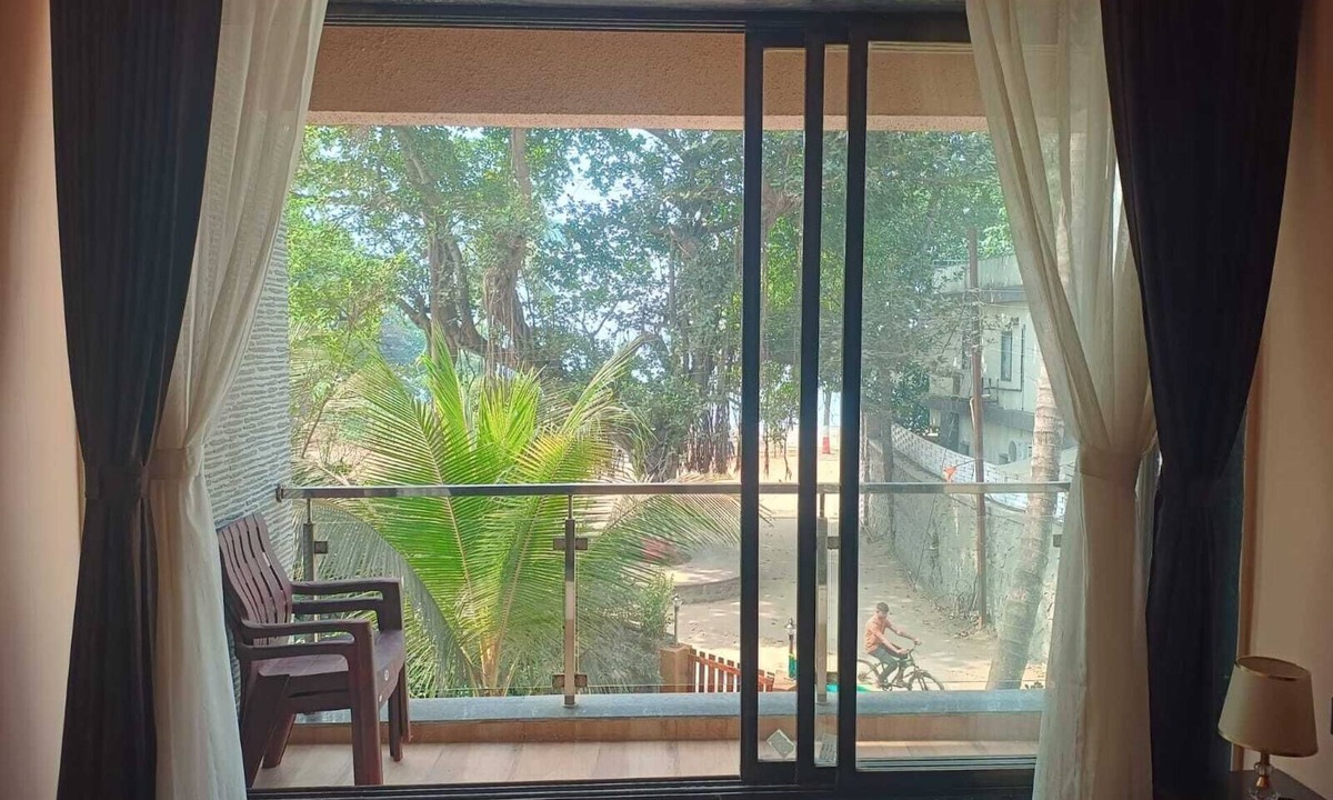 Kihim Hotel | Breezenx