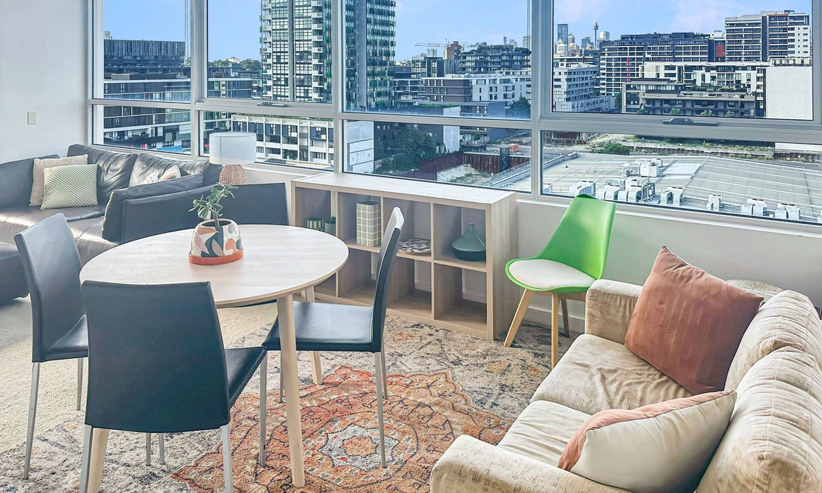 Zetland Apartment | Bright Zetland Apartment with CBD Views and Fast Free WiFi