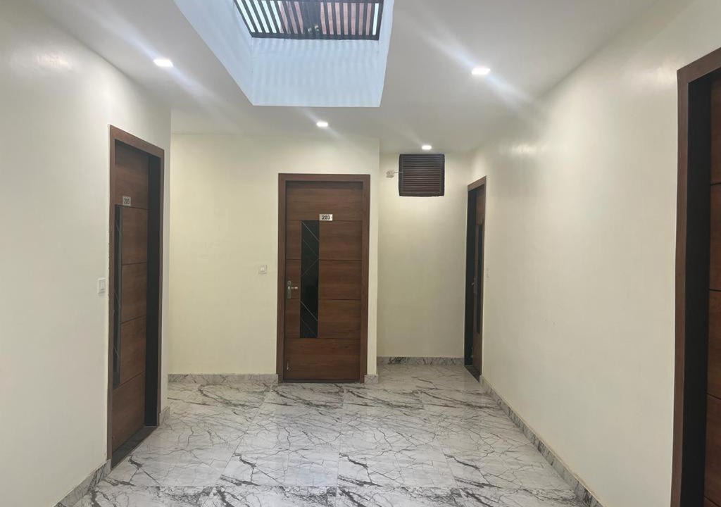 Dhanauli Hotel | Bristal Hotel & Cafe