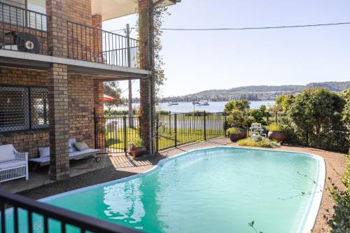 Booragul Apartment | By the Lake - Lake Macquarie