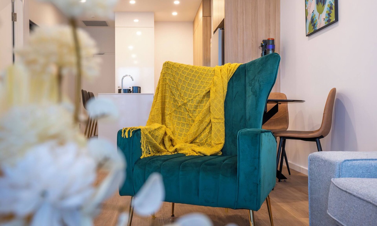Forrest Apartment | Canberra 2 Bedroom Central Getaway | Stylish 2BR Apartment with Patio & Parking