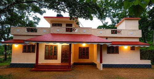 Athirapally House | Canorix Inn