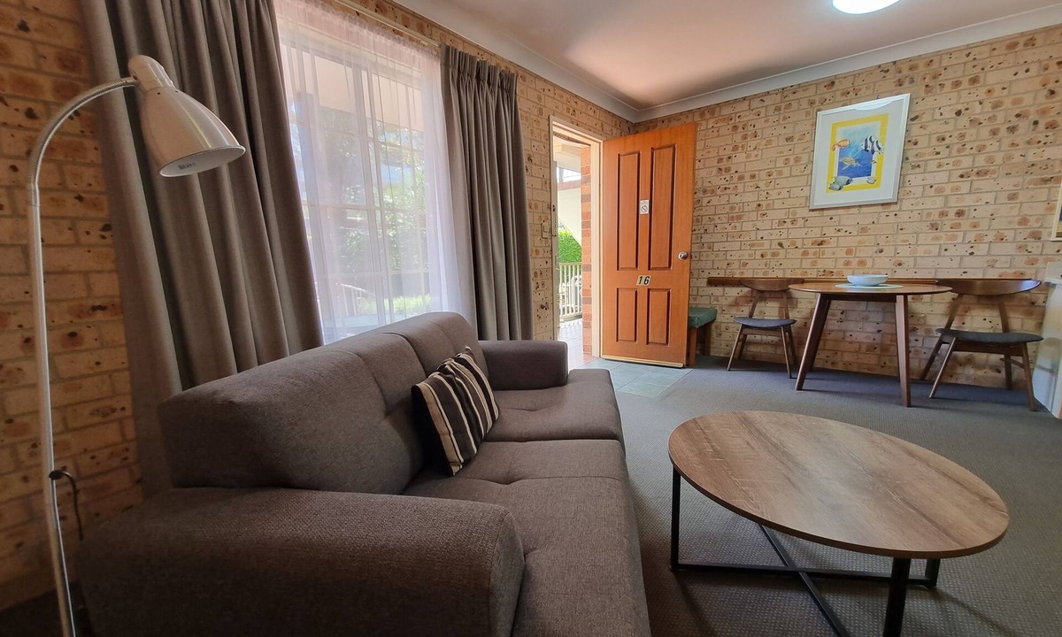 Cardiff Hotel | Cardiff Motor Inn