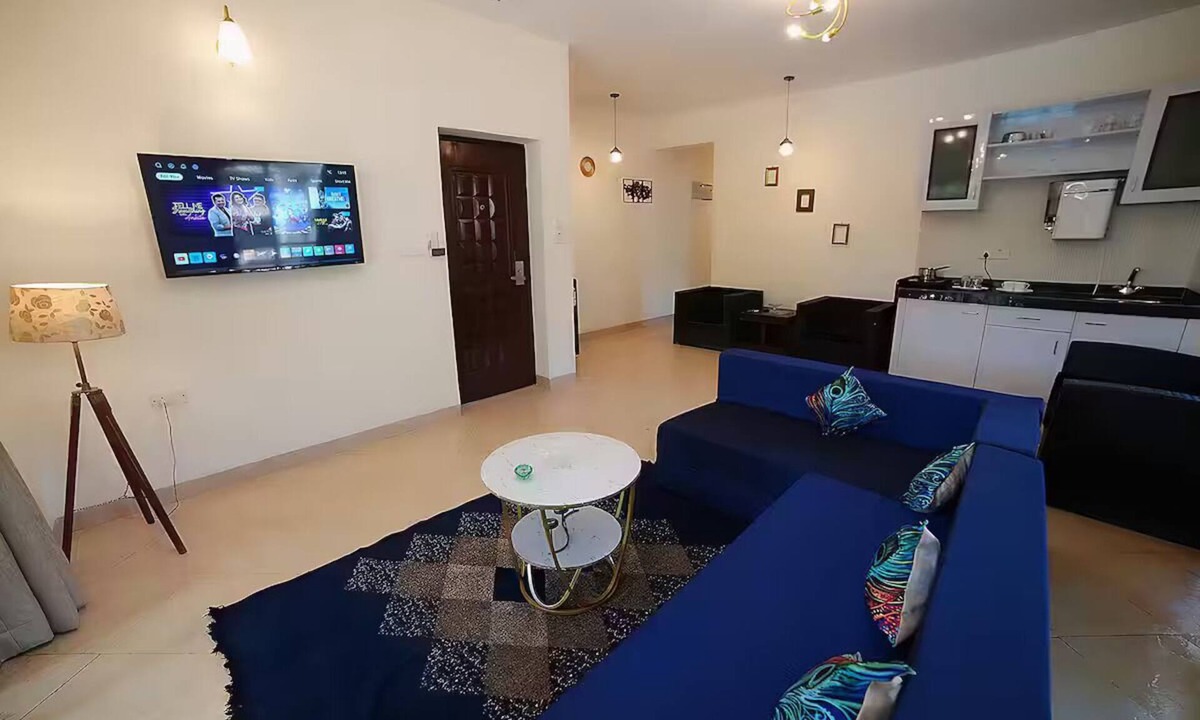 Assagao Apartment | Casavilasa Spacious 2 BHK Family with pool view