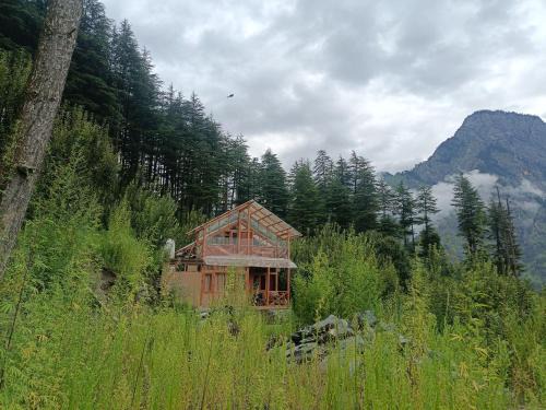 Kullu Villa | Cedar Forest BnB Villa