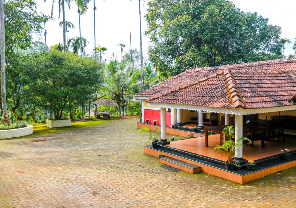 Gudalur House | Chandragiri Cottages by VOYE HOMES