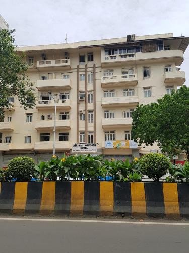 Churchgate Hotel | Chateau Windsor Hotel - Marine Drive